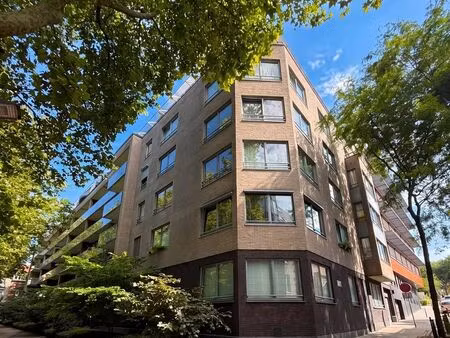 appartement à vendre à rue de la cible 3 00 saint-josse-ten-noode (vbe52345)