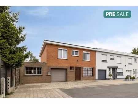 huis te koop in roeselare met 4 slaapkamers