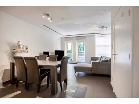 appartement te koop in sint-niklaas met 2 slaapkamers