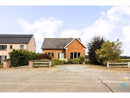 maison à vendre à rue de la florbecq 80 ollignies (rbw60830)