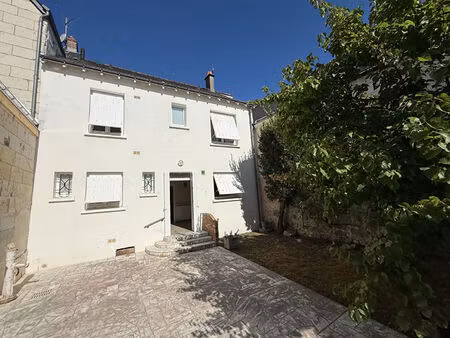 vente maison 6 pièces  125.00m²  bléré