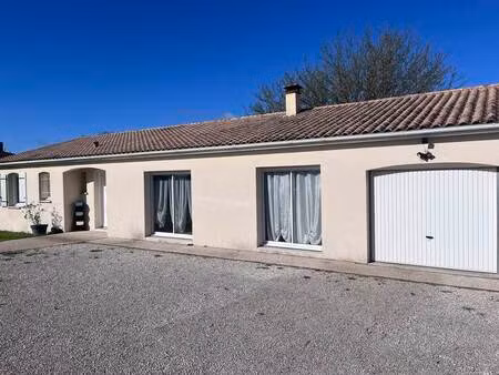 vente maison 5 pièces 124 m² montmoreau (16190)