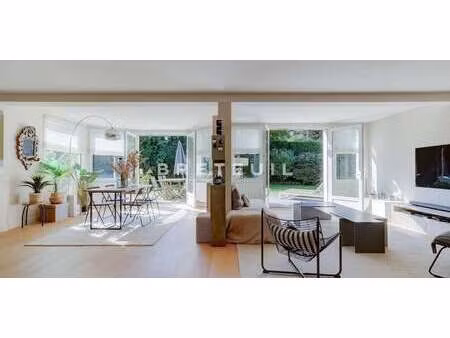 maison contemporaine avec jardin et terrasse garches (92)