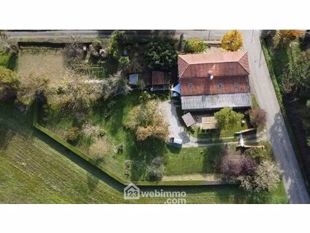 maison de campagne sur plus de deux hectares