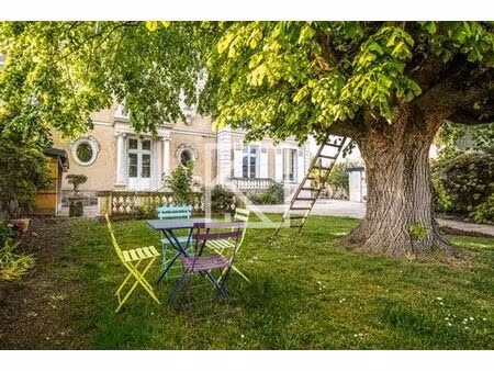 maison de 8 pièces de luxe en vente à châteauneuf-sur-sarthe  france