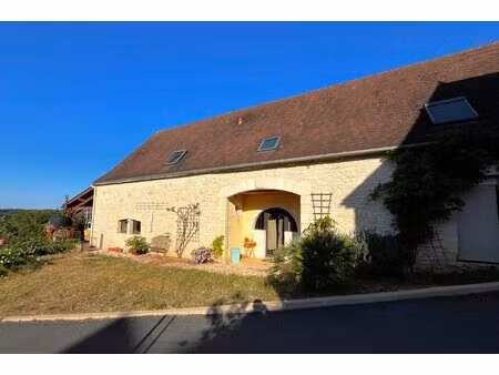 grange en pierre à vendre  à 20 minutes de gourdon