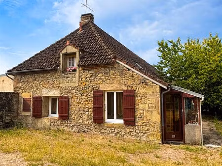charmante maison mitoyenne en pierre