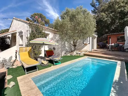 location meublée maison 4 pièces 111 m² à la seyne-sur-mer (83500)  1 880 €