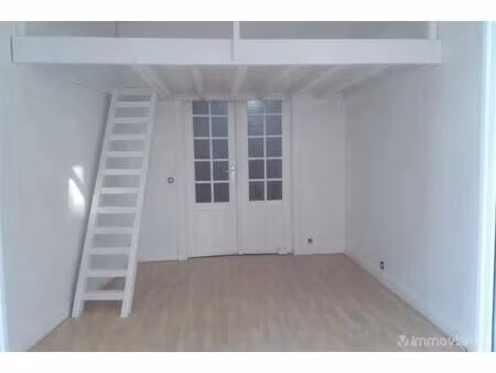 appartement à louer à rue vic laeken (vwd13010)