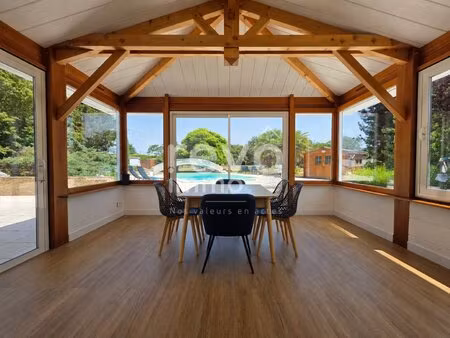 propriété de charme avec piscine chauffée sur parcelle de + de 8000m²
