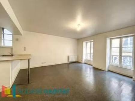 location appartement 3 pièces à dinan (22100) : à louer 3 pièces / 60m² dinan