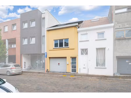 huis te koop in sint-niklaas met 2 slaapkamers