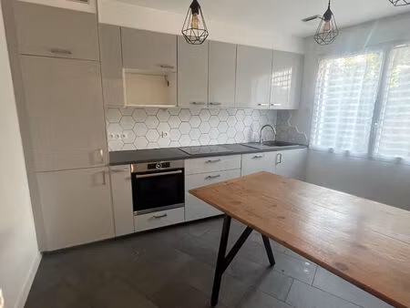 location maison 4 pièces  72.48m²  orvault