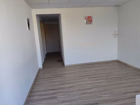 location local commercial 4 pièces  33.81m²  limoux