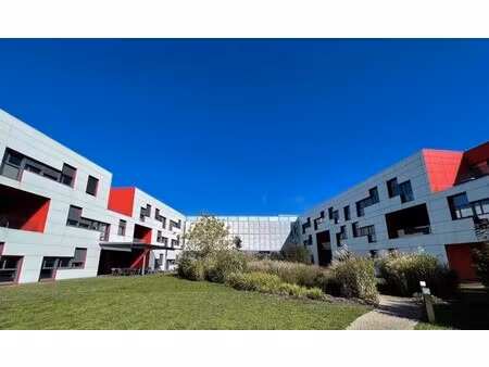 vente bureaux 1 000 m²