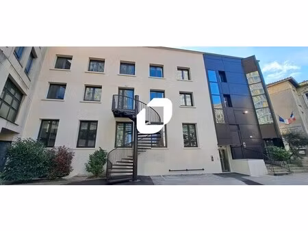 location bureaux 108 m² à 710 m²