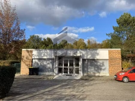 location bureaux 126 m²