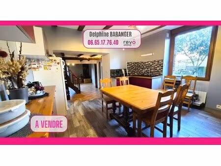 maison en pierre de caractère - 214m2 - 7 pièces