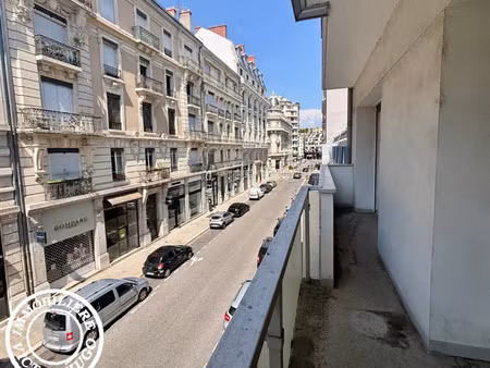 vente appartement 4 pièces 80m2 grenoble 38000 - 198000 € - surface privée