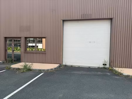 location commerce 188 m² à montlouis-sur-loire (37270)