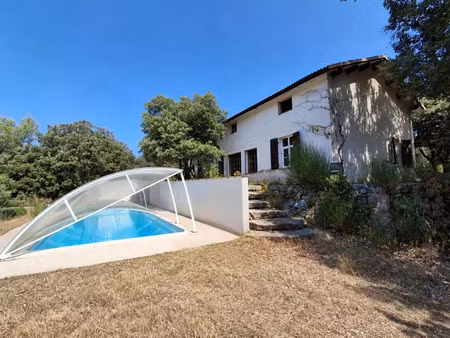 vente maison 4 pièces 127 m² fox-amphoux (83670)