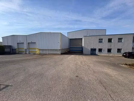 vente local d’activités beligneux 01360 3480m²