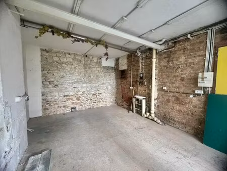 vente commerce paris 75018 24m²