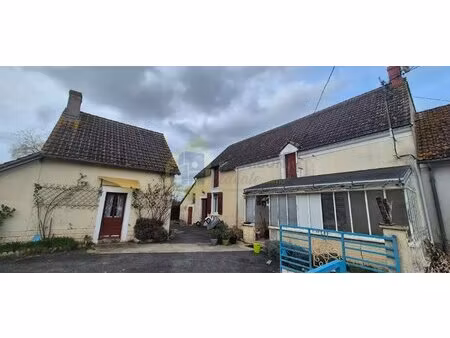maison 102 m²  plusieurs dépendances à saisir !!