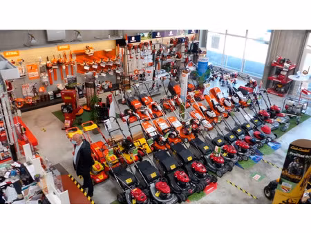 vente local industriel 1880 m² vienne (38200)