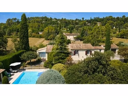 villa de plain pied dans un quartier privilégié - fayence