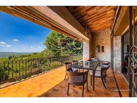 à vendre villa montauroux avec piscine  5 pièces  111m²