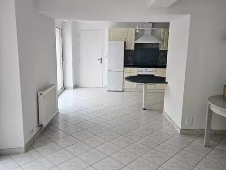 maison - 75.66 m² - montaigu
