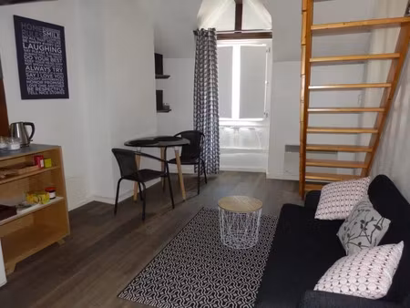 location appartement 2 pièces 26 m² à blois (41000)