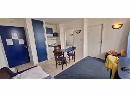 location maison 2 pièces 29.9 m² à la roche-posay (86270)  380 €