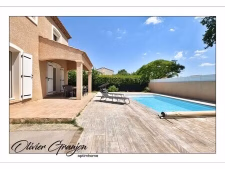 villa familiale avec piscine et garage