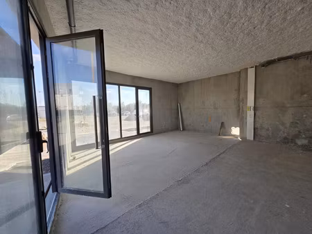 vente commerce 190 m² avrillé (49240)