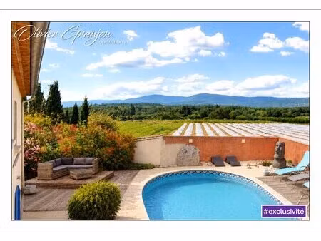 élégante bastide avec double habitation au calme  piscine et jardin paysager