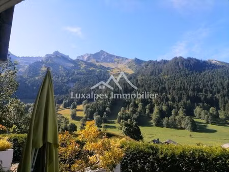 la clusaz - t2+garage avec vue magnifique sur la chaine des arav