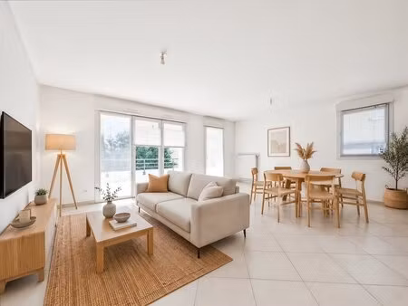 dpt haute savoie (74)  à vendre sciez appartement t3 de 70 70 m² avec balcon bien exposé..