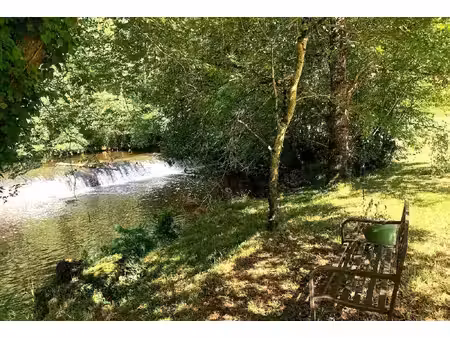 maison de campagne avec rivière au calme à st martin le mault