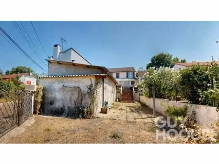 maison à hagetmau  4 chambres avec local  annexe  garage et jardin