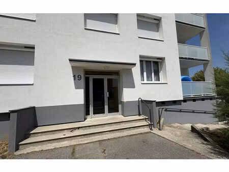 appartement de 68 m² à bourg les valence - 151 200 €