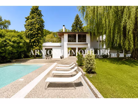 maison de luxe à louer à morainvilliers
