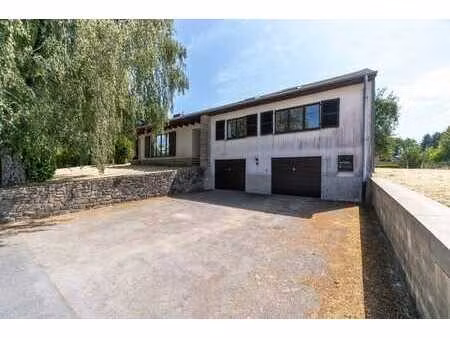 à vendre – spacieuse maison 4 façades sur plus de 21 ares à