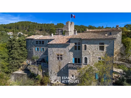 manoir à vendre à ucel