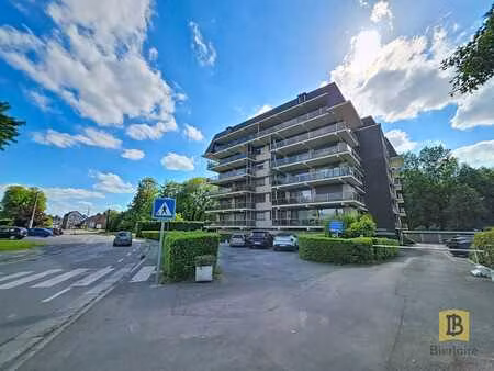 appartement 3 chambres  grande terrasse et garage !