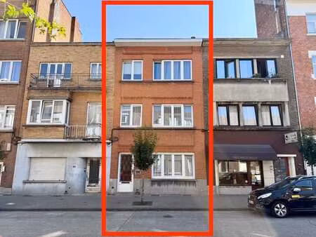 maison de 2/3 unités avec jardin