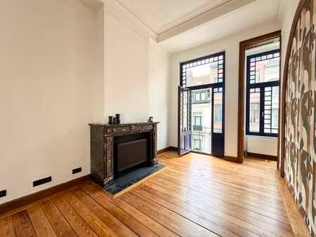 appartement 2 chambres – 91 m² – tenbosch / châtelain