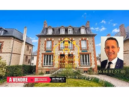 opportunité rare : immeuble de caractère avec 12 studios dans une demeure de prestige en p