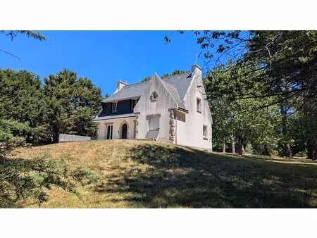 maison familiale de 5 chambres à rénover sous-sol complet terrain de 8 291 m² à 1 6 km de.